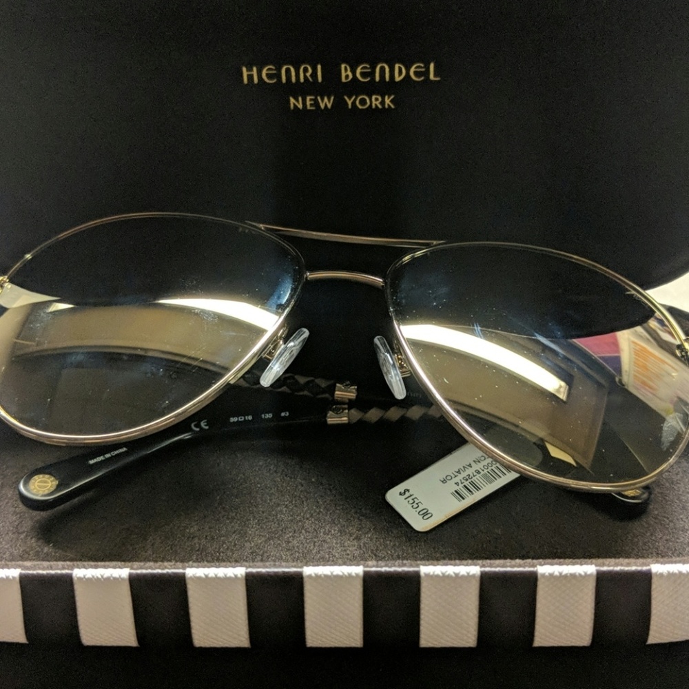 SOLD♥️NWT HENRI BENDEL sunglasses♥️♥️ - Picture 1 of 5